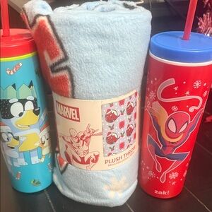 Marvel Blue and Red Plush Throw with Tumblers